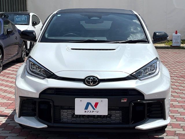GR YARIS