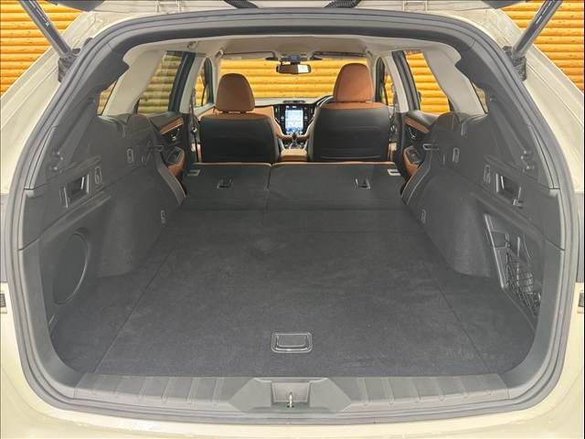 LEGACY OUTBACK