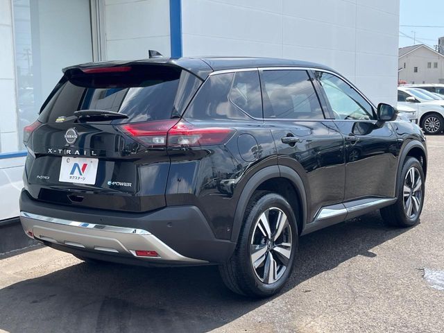 X-TRAIL HYBRID 4WD