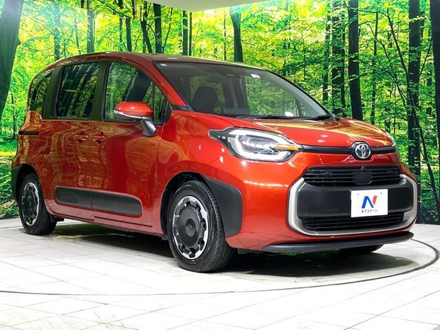 SIENTA HYBRID