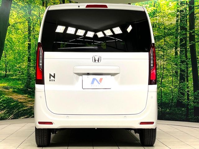 N BOX