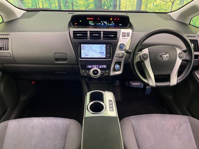 PRIUS Alpha