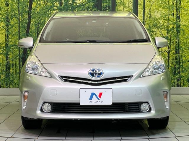 PRIUS Alpha