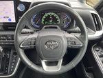 VOXY HYBRID