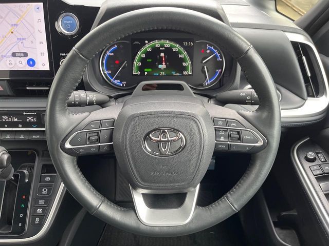 VOXY HYBRID