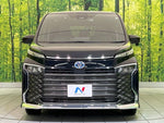 VOXY HYBRID