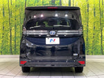 VOXY HYBRID