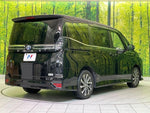 VOXY HYBRID