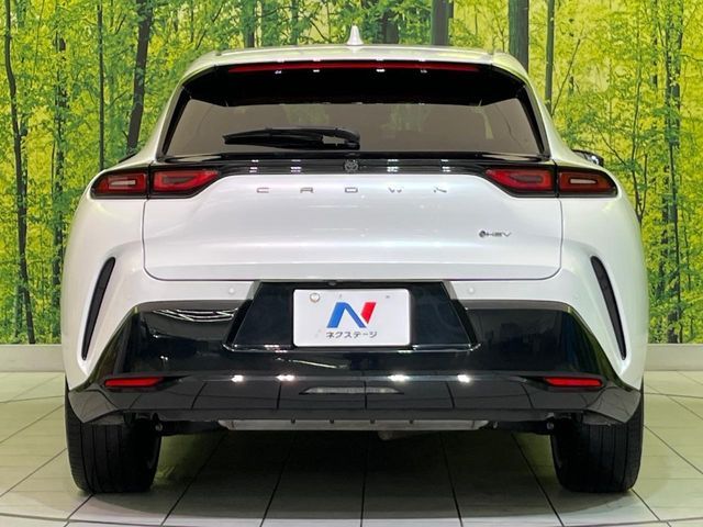 CROWN SPORT