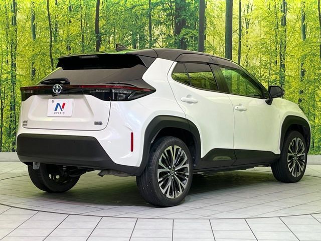 YARIS CROSS HYBRID