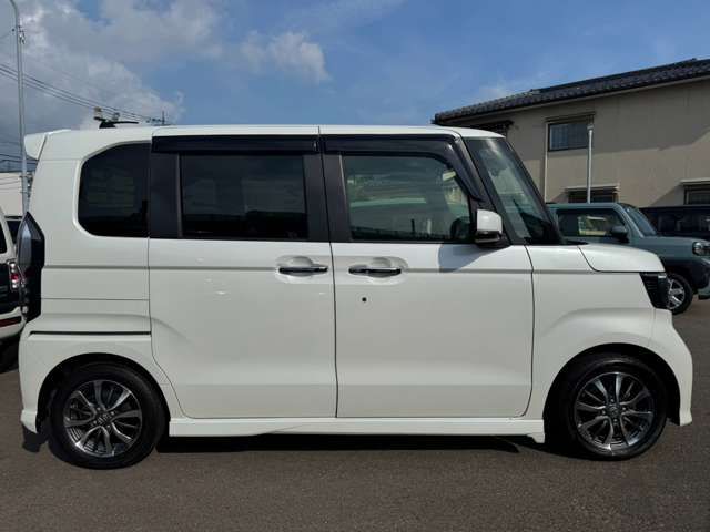 N BOX CUSTOM
