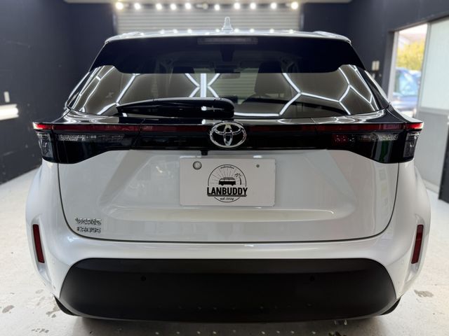 YARIS CROSS