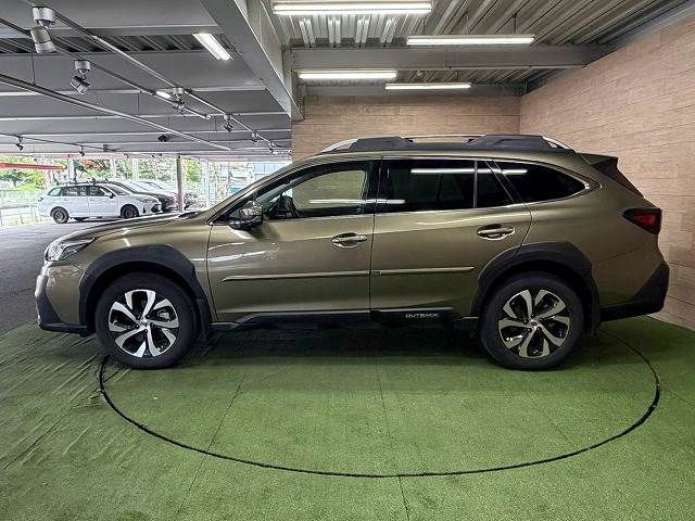 LEGACY OUTBACK