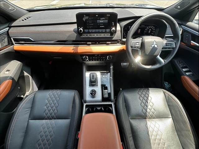 OUTLANDER PHEV