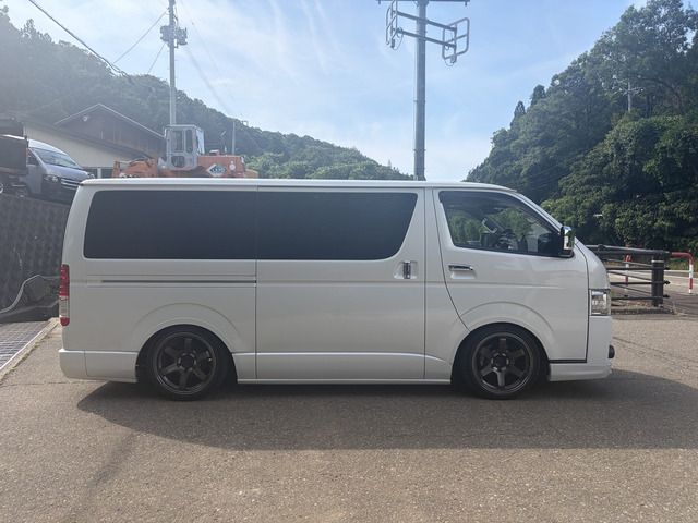 HIACE van 2WD