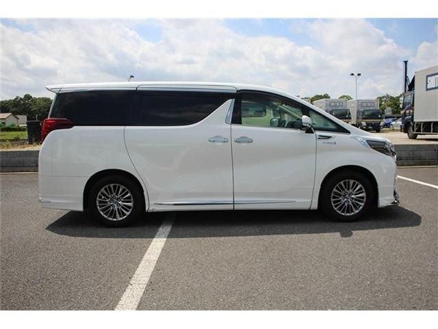 ALPHARD hybrid 4WD