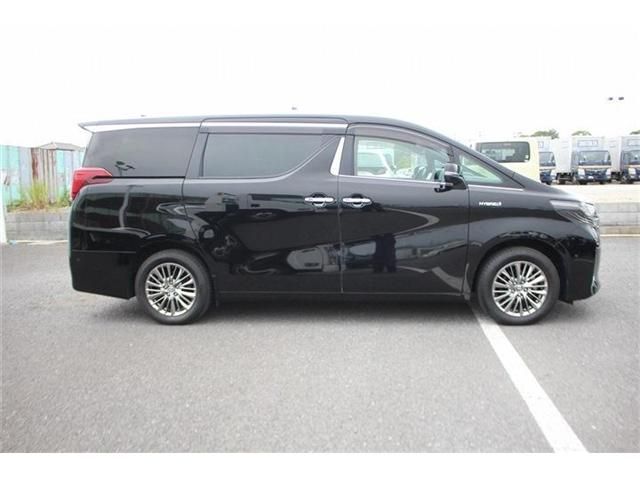 ALPHARD hybrid 4WD
