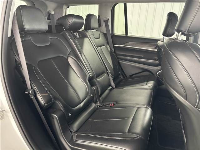 JEEP GRAND CHEROKEE L