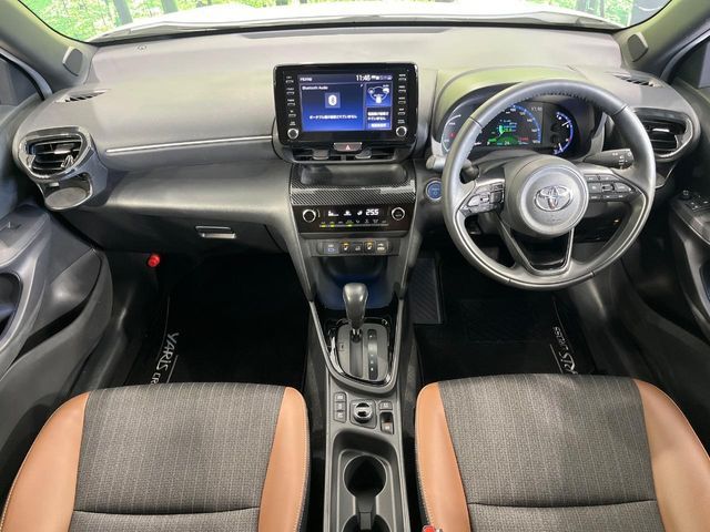 YARIS CROSS HYBRID