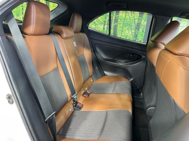 YARIS CROSS HYBRID