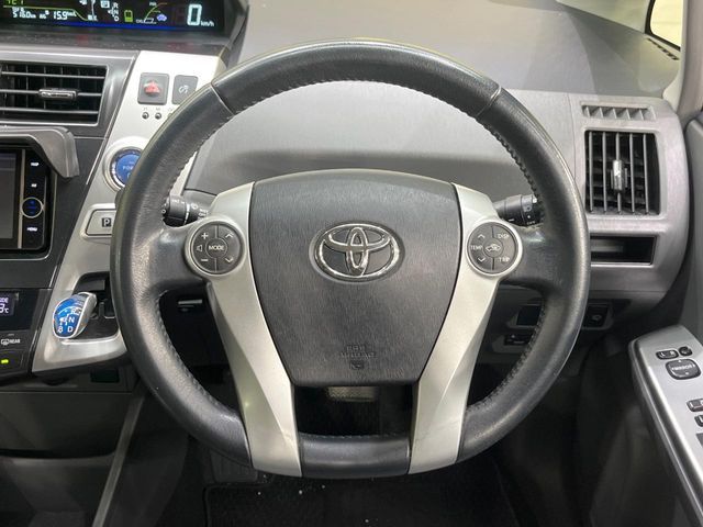 PRIUS Alpha
