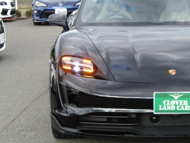 PORSCHE Taycan Cross Turismo