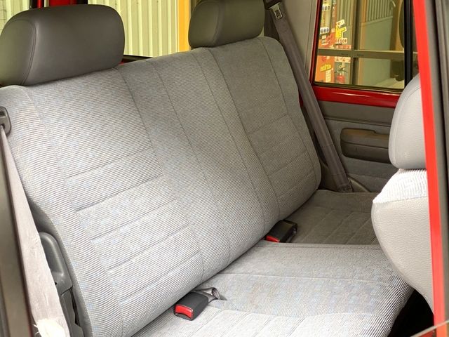 LANDCRUISER van