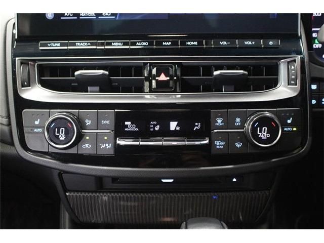 CROWN sedan hybrid 4WD