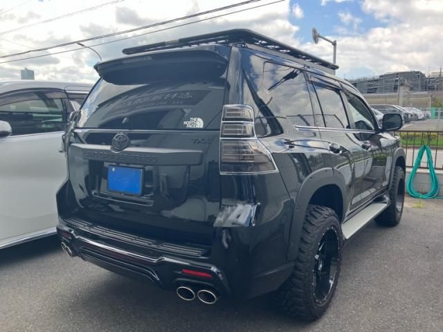 LANDCRUISER PRADO