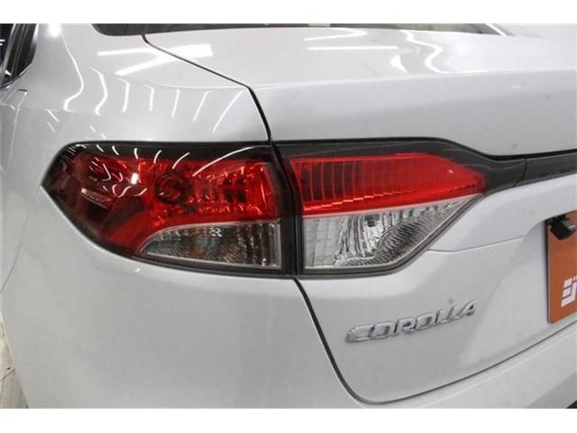 COROLLA sedan HYBRID