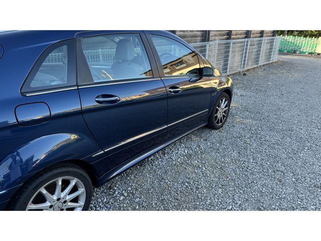MERCEDES BENZ B class