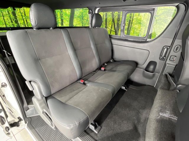 HIACE van 4WD