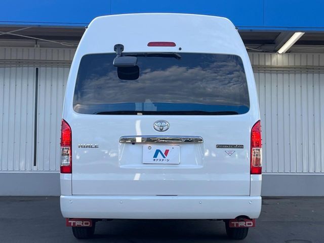 HIACE wagon 4WD