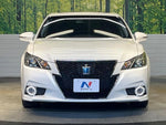 CROWN sedan hybrid