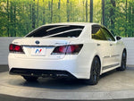 CROWN sedan hybrid