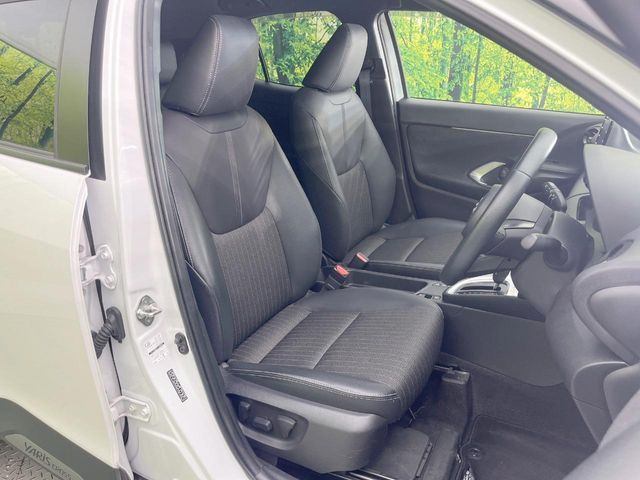 YARIS CROSS HYBRID