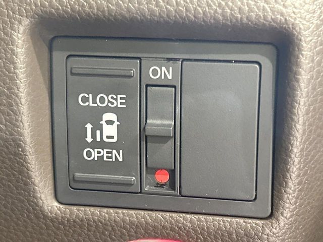 N BOX