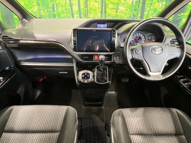 VOXY 4WD