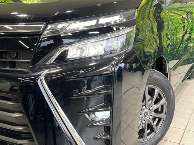 VOXY 4WD