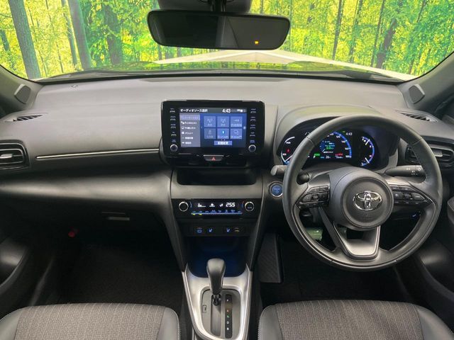YARIS CROSS HYBRID