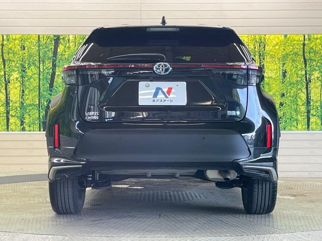 YARIS CROSS HYBRID