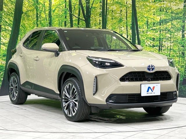 YARIS CROSS HYBRID