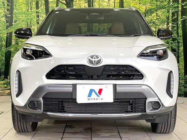 YARIS CROSS HYBRID