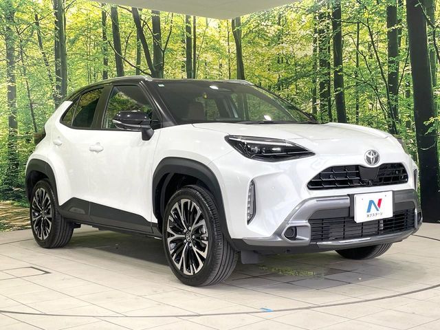YARIS CROSS HYBRID