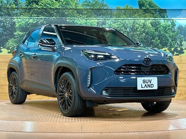 YARIS CROSS HYBRID
