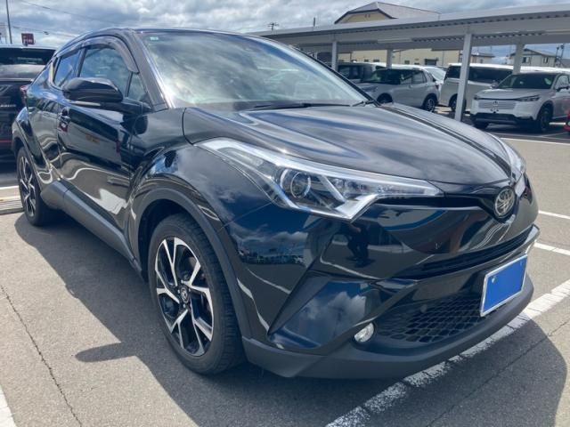 C-HR 4WD