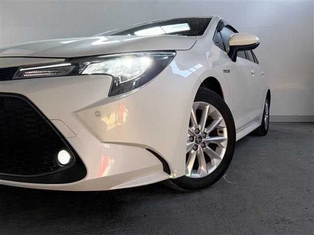 COROLLA sedan HYBRID 4WD