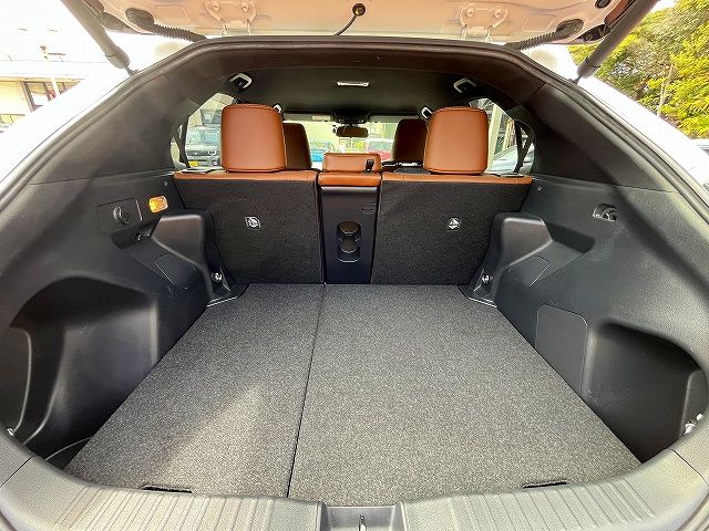 YARIS CROSS HYBRID