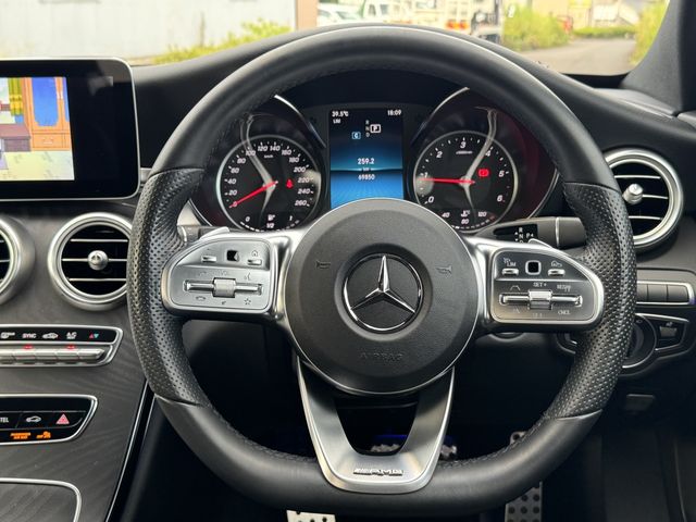 MERCEDES BENZ C class sedan