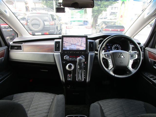 DELICA D:5 4WD